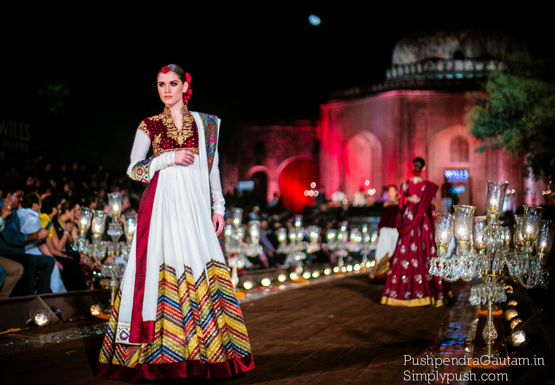 Rohit-bal-grand-finale-wifwss15-quli-khan-tomb-mehrauli-kutub-minar-show-at-wills-lifestyle-india-fashion-week-ss15-Rohit-bal-fashion-show-india-at-wills-india-fashion-week-pushpendragautam-pics-event-photographer-india